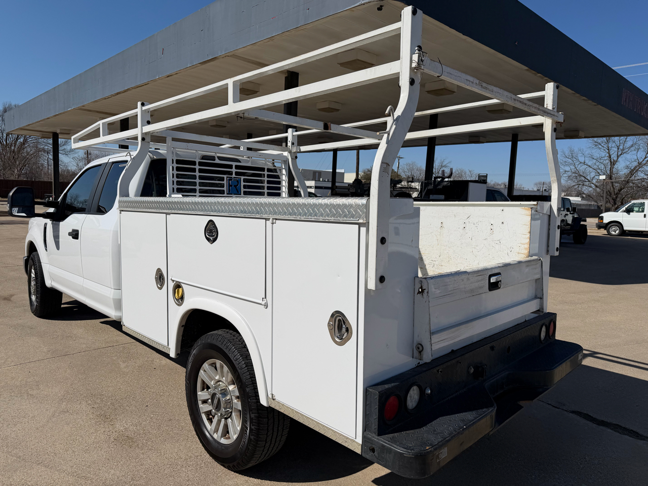 Ford F-350 SD XL SuperCab 2WD 2019