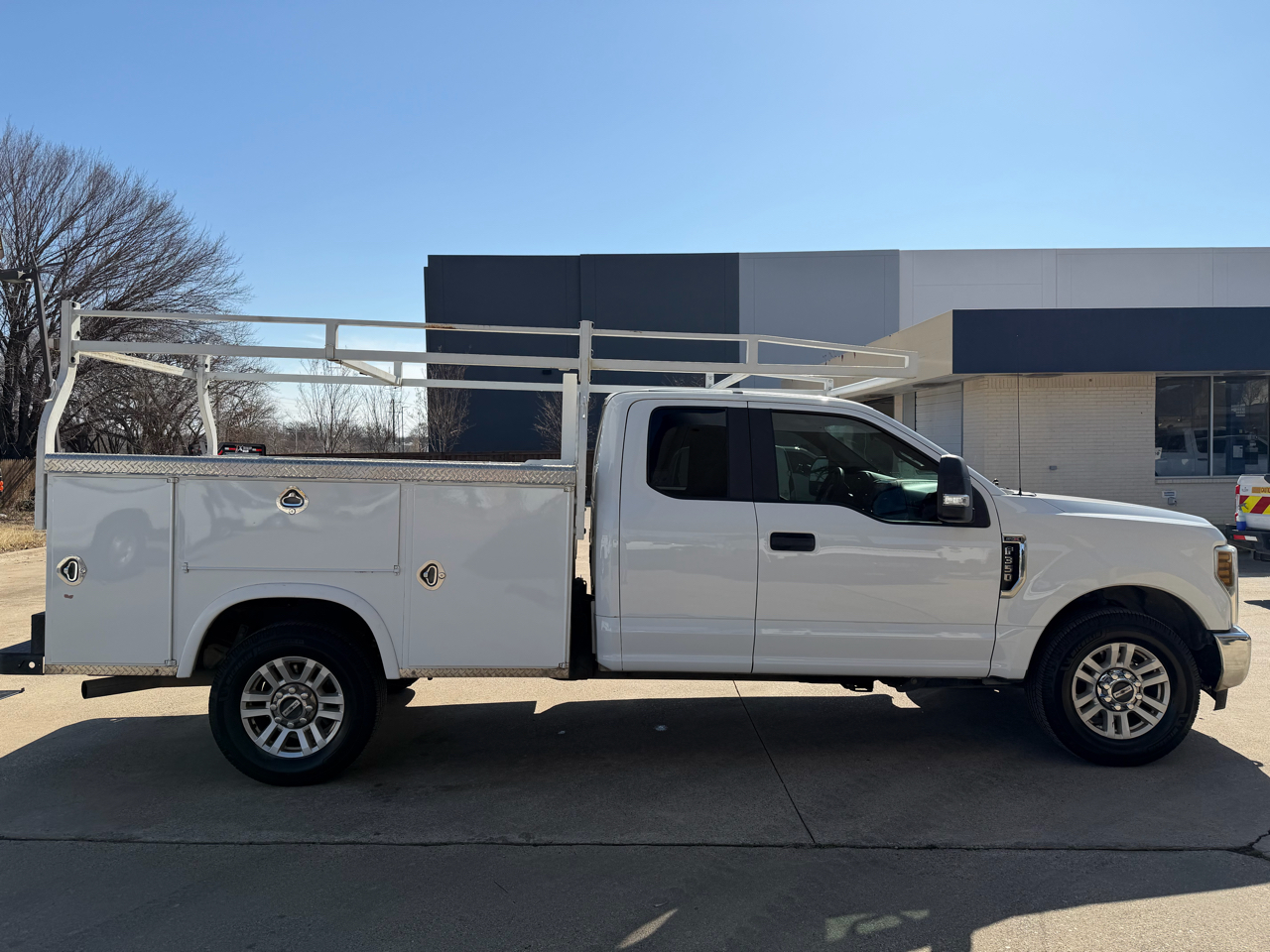 Ford F-350 SD XL SuperCab 2WD 2019