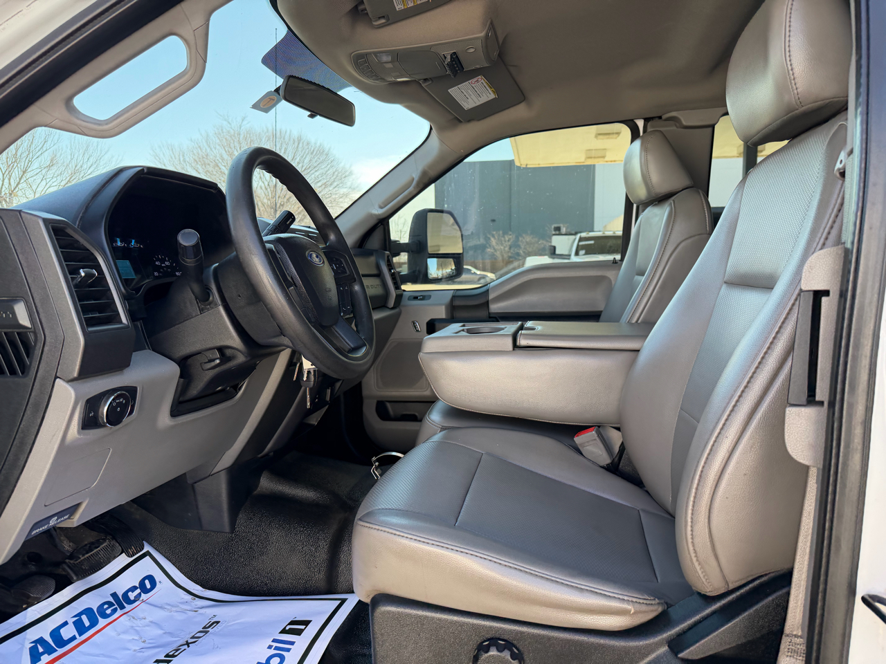 Ford F-350 SD XL SuperCab 2WD 2019