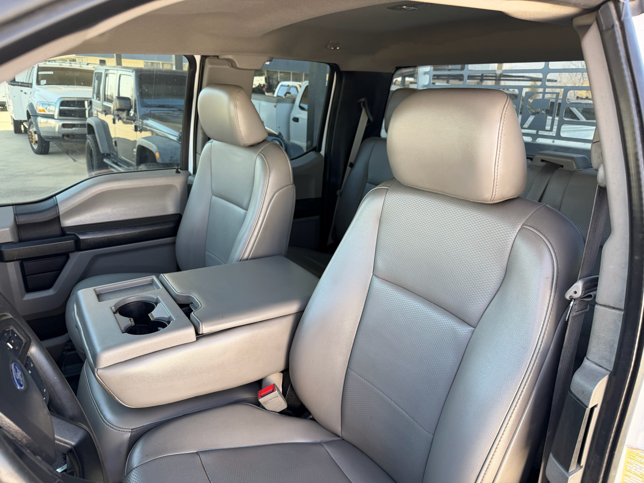 Ford F-350 SD XL SuperCab 2WD 2019