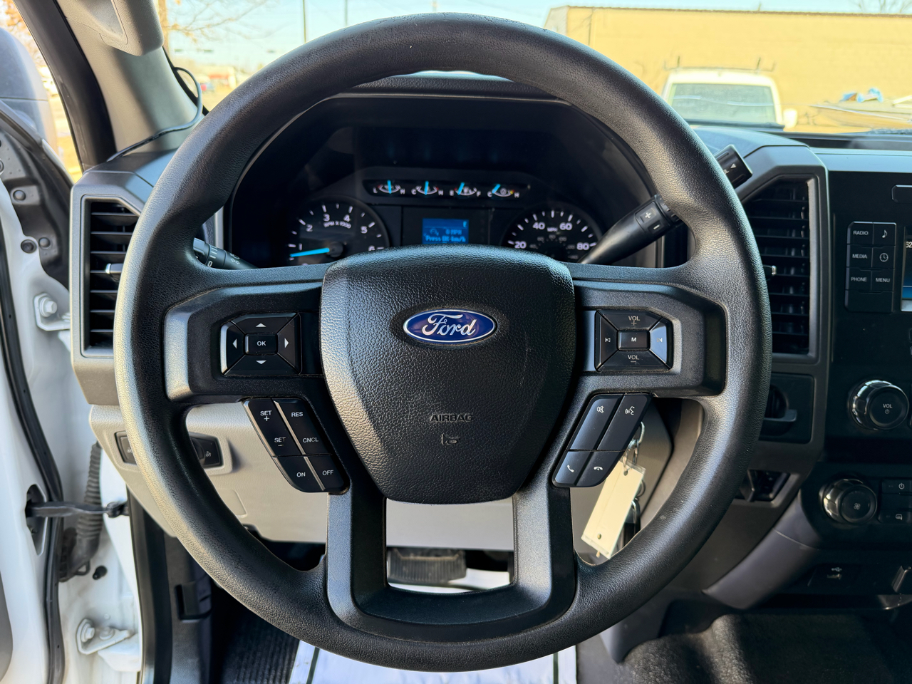 Ford F-350 SD XL SuperCab 2WD 2019