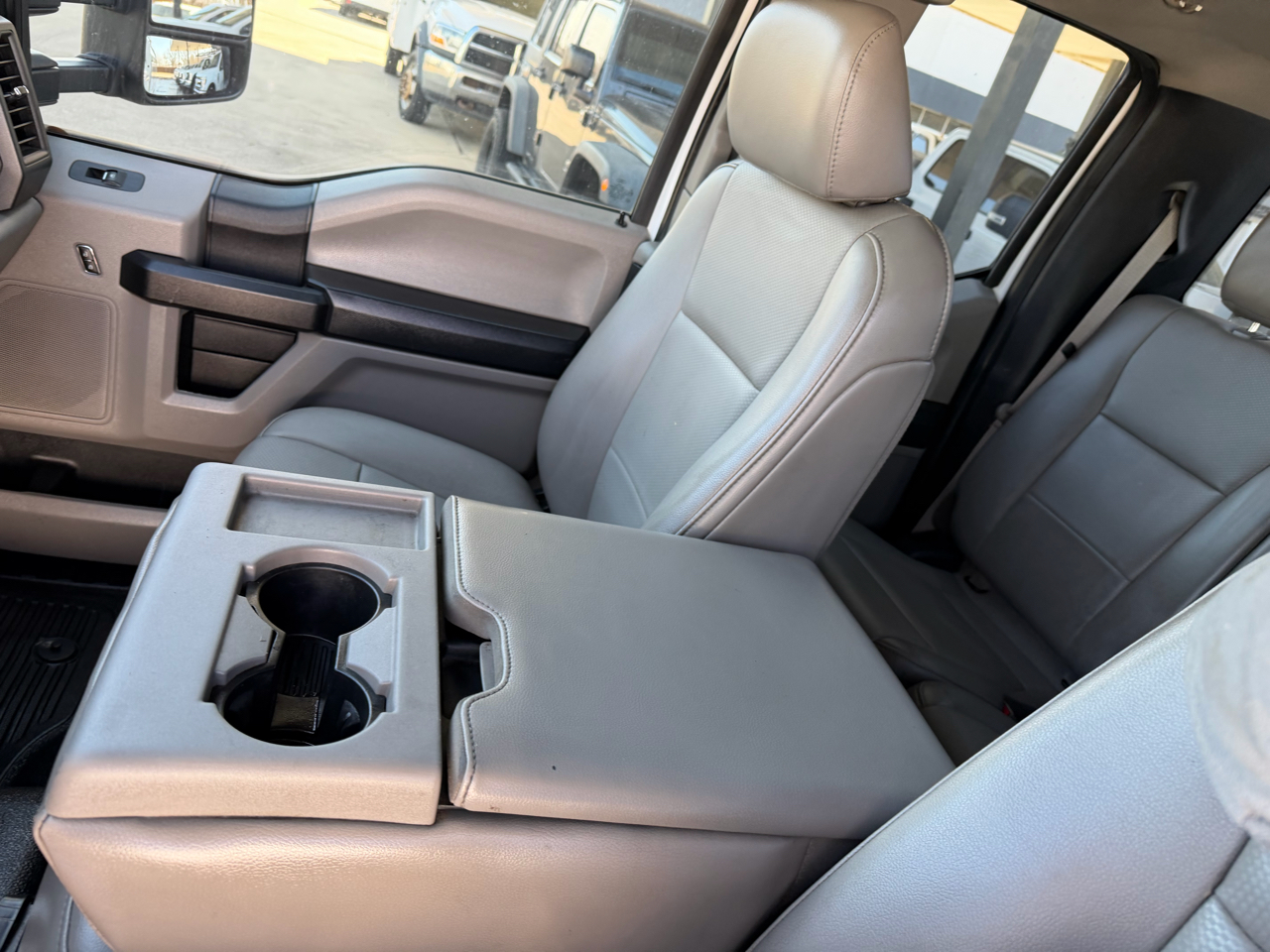 Ford F-350 SD XL SuperCab 2WD 2019