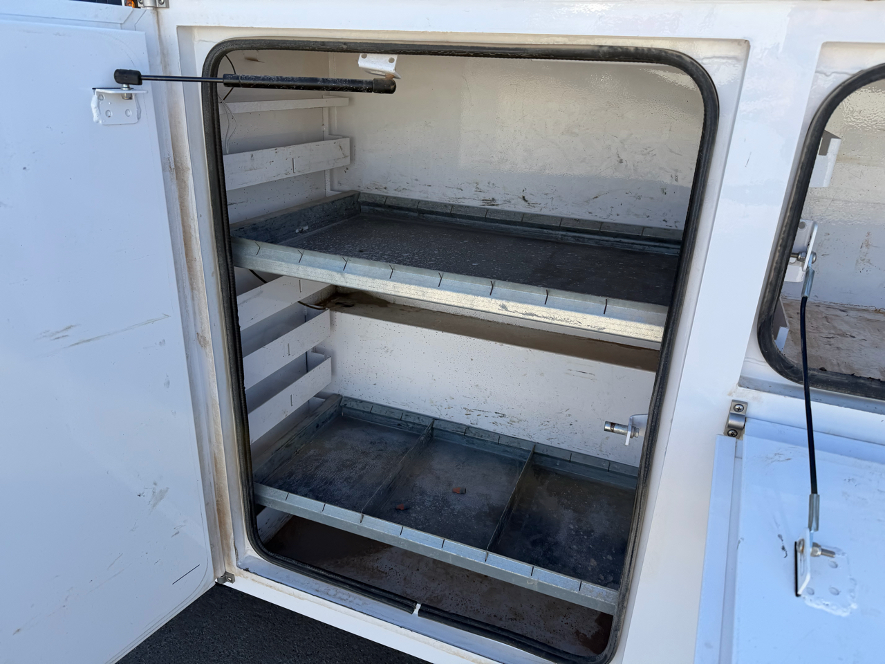 GMC Sierra 3500HD Pro Crew Cab 4WD LB 2024