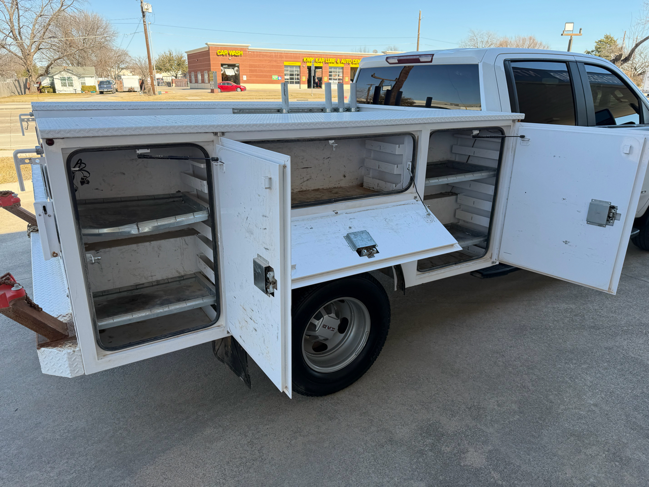 GMC Sierra 3500HD Pro Crew Cab 4WD LB 2024