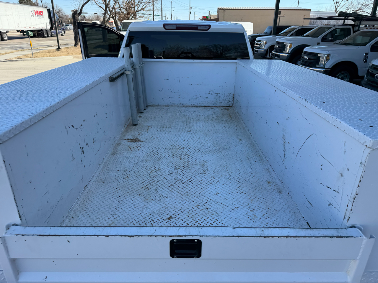 GMC Sierra 3500HD Pro Crew Cab 4WD LB 2024