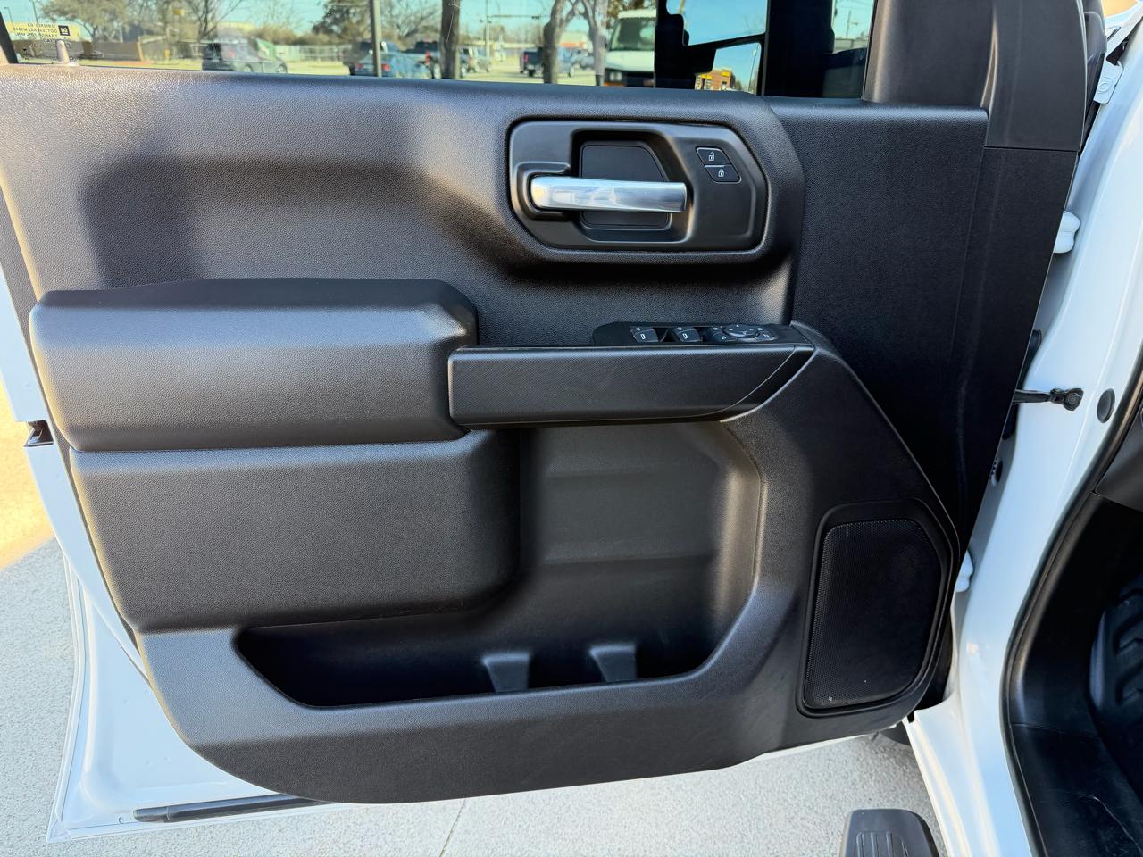 GMC Sierra 3500HD Pro Crew Cab 4WD LB 2024