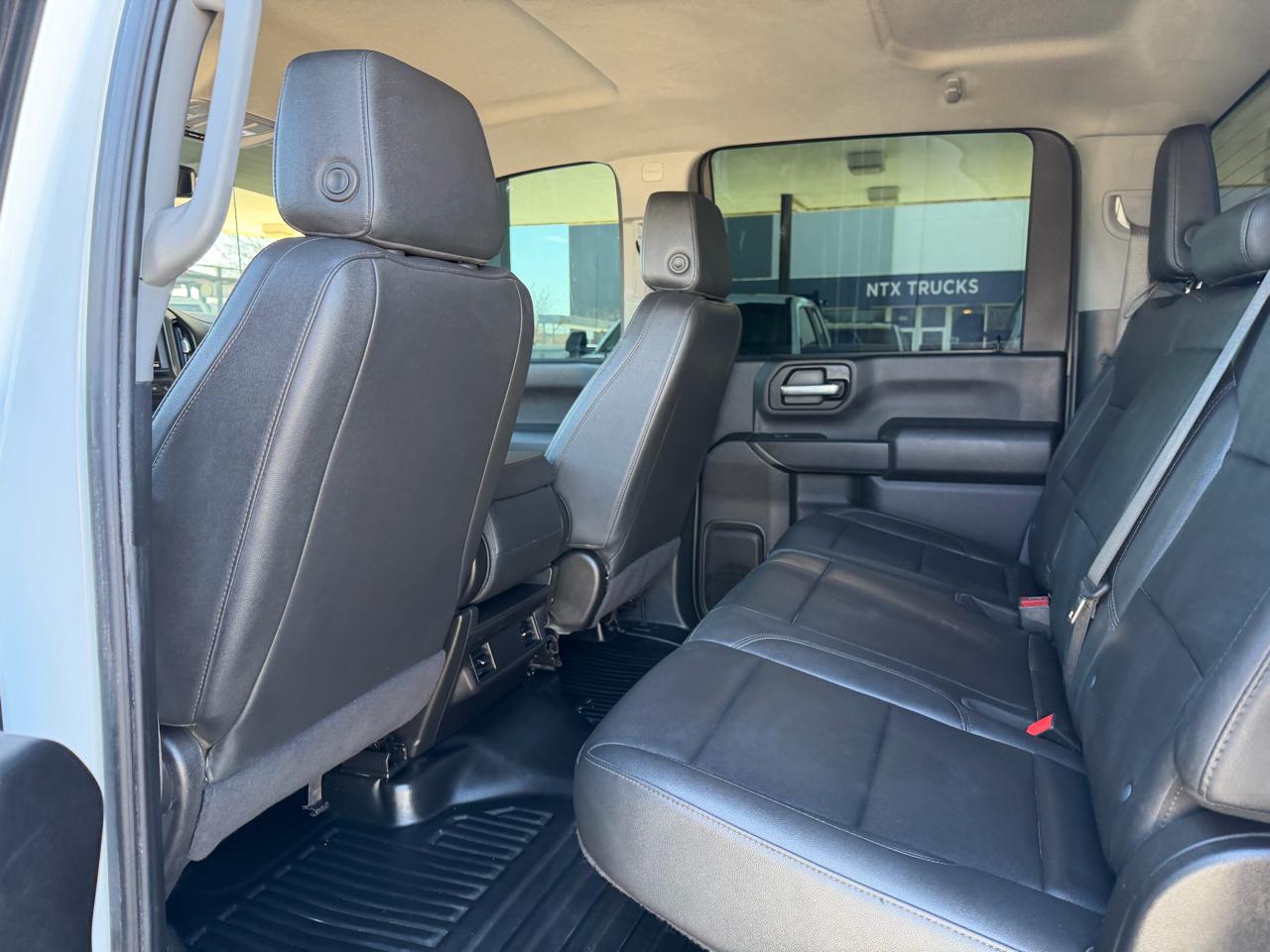 GMC Sierra 3500HD Pro Crew Cab 4WD LB 2024