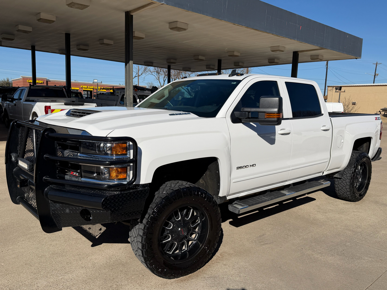 Chevrolet Silverado 2500HD LT Crew Cab 4WD 2018