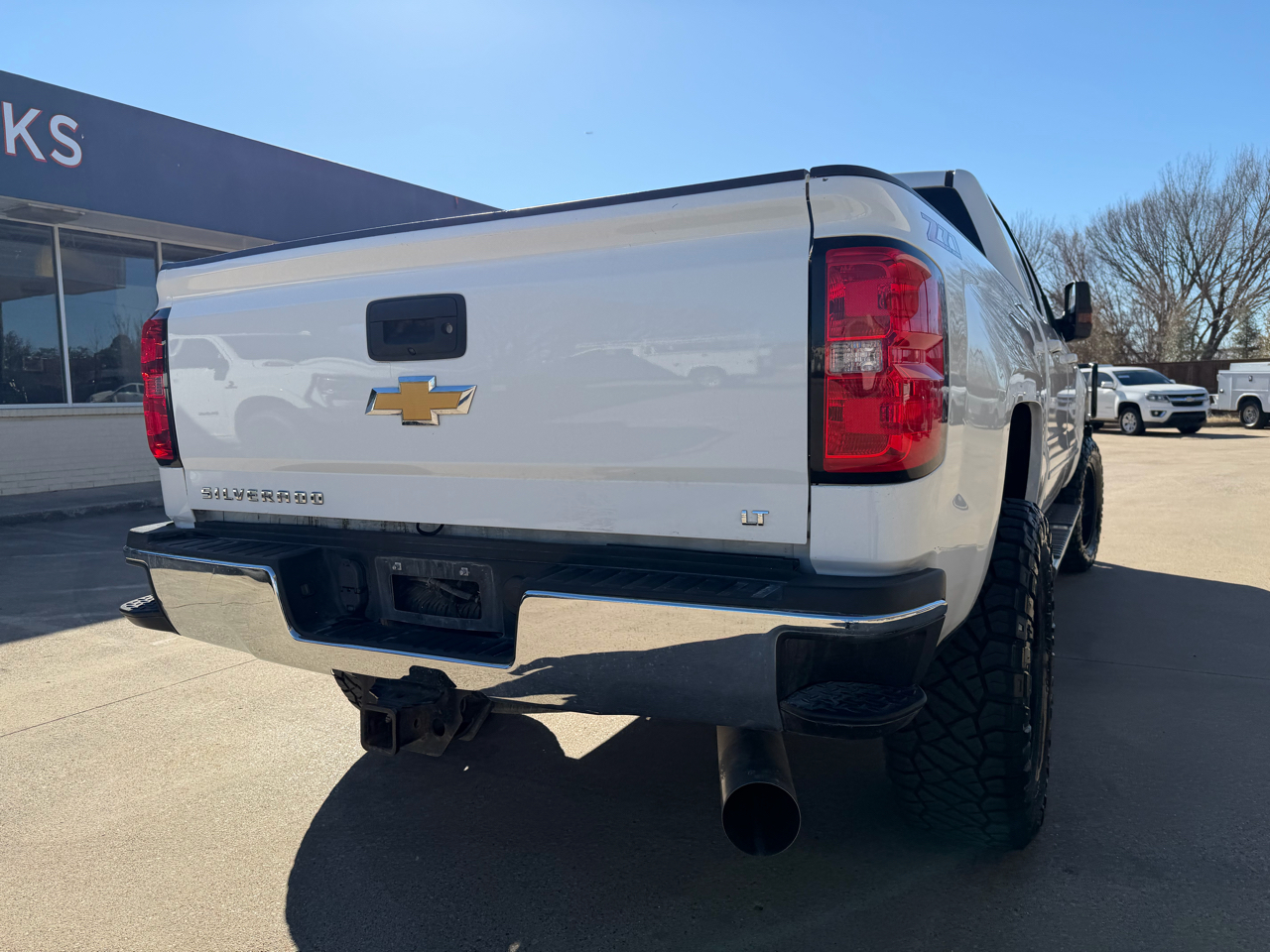 Chevrolet Silverado 2500HD LT Crew Cab 4WD 2018