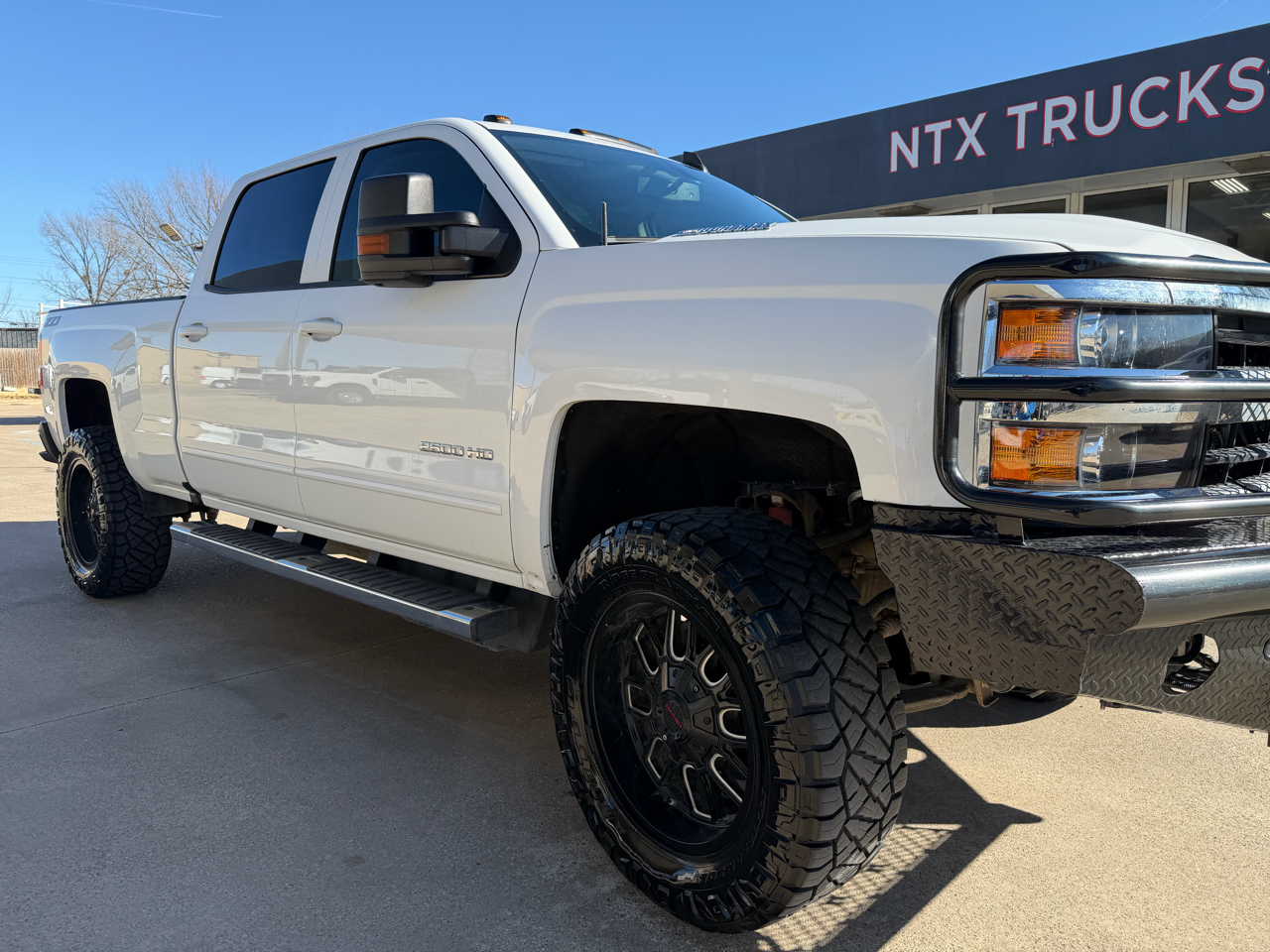 Chevrolet Silverado 2500HD LT Crew Cab 4WD 2018