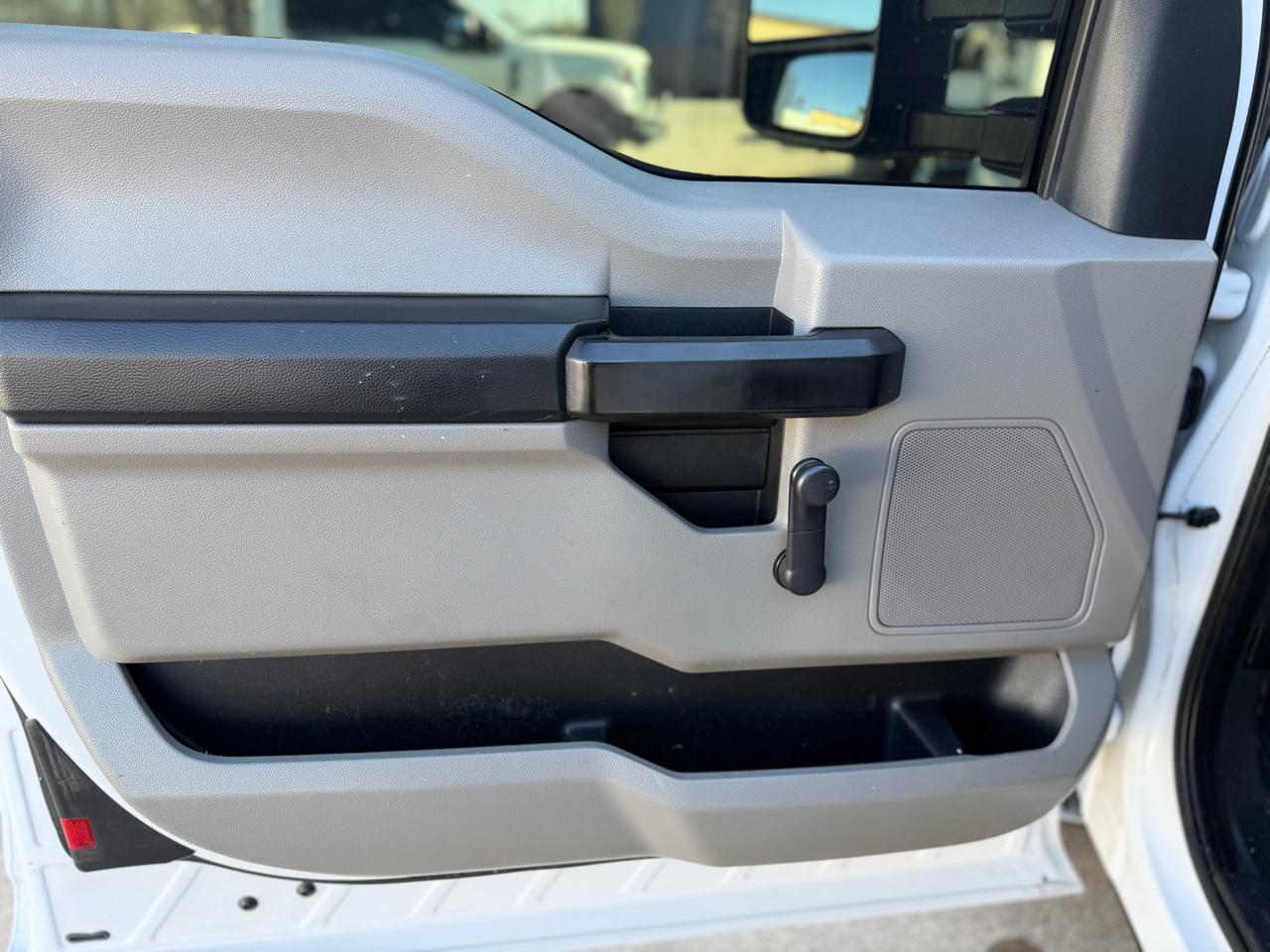 Ford F-250 SD XL SuperCab 2WD 2017