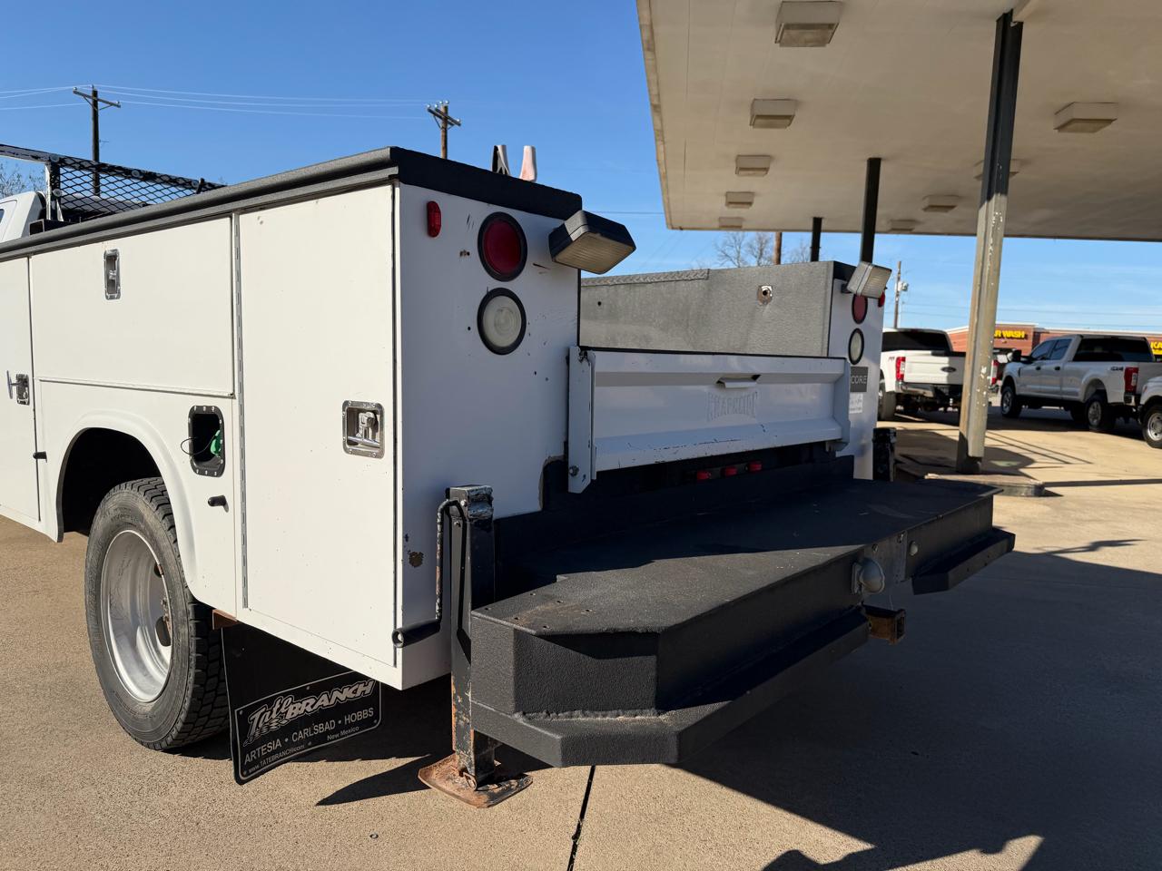 Dodge Ram 5500 Crew Cab 2WD 2011