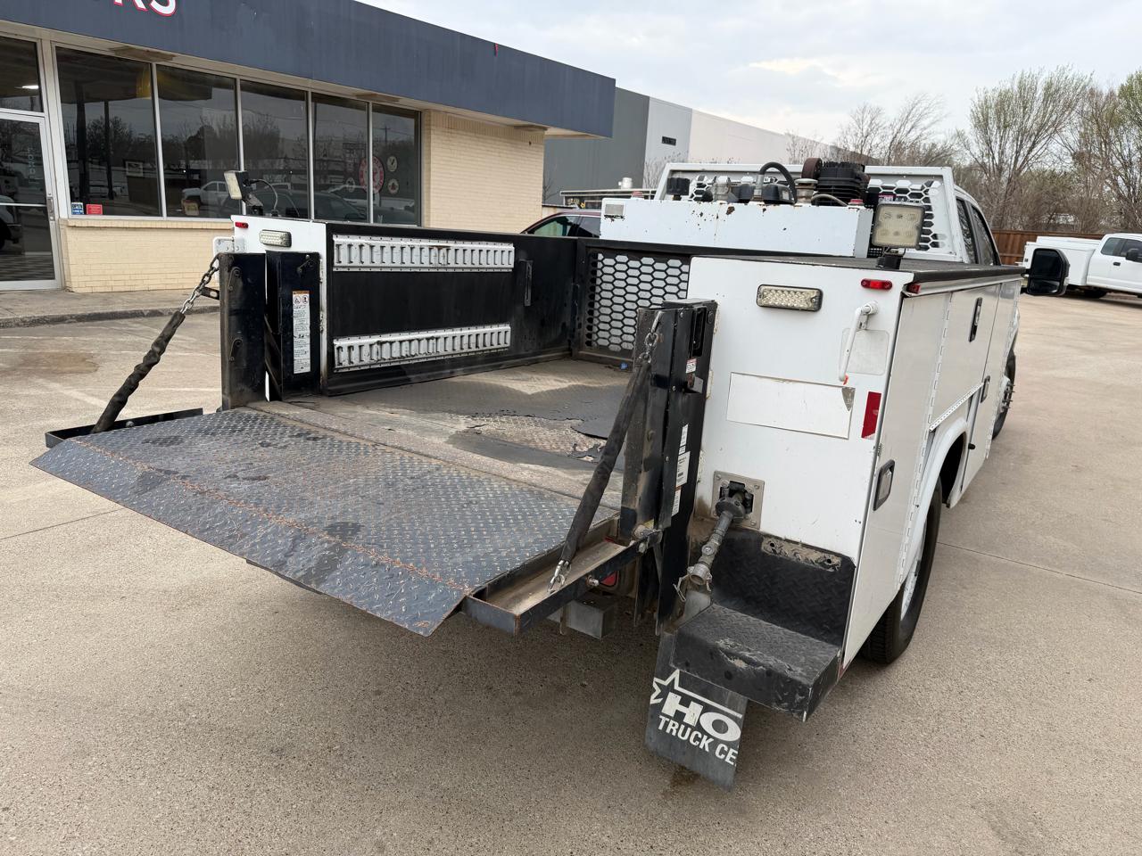 Ford F-350 SD XL SuperCab Long Bed DRW 2WD 2019