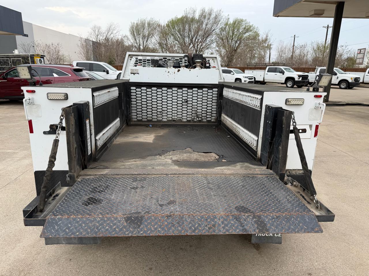 Ford F-350 SD XL SuperCab Long Bed DRW 2WD 2019