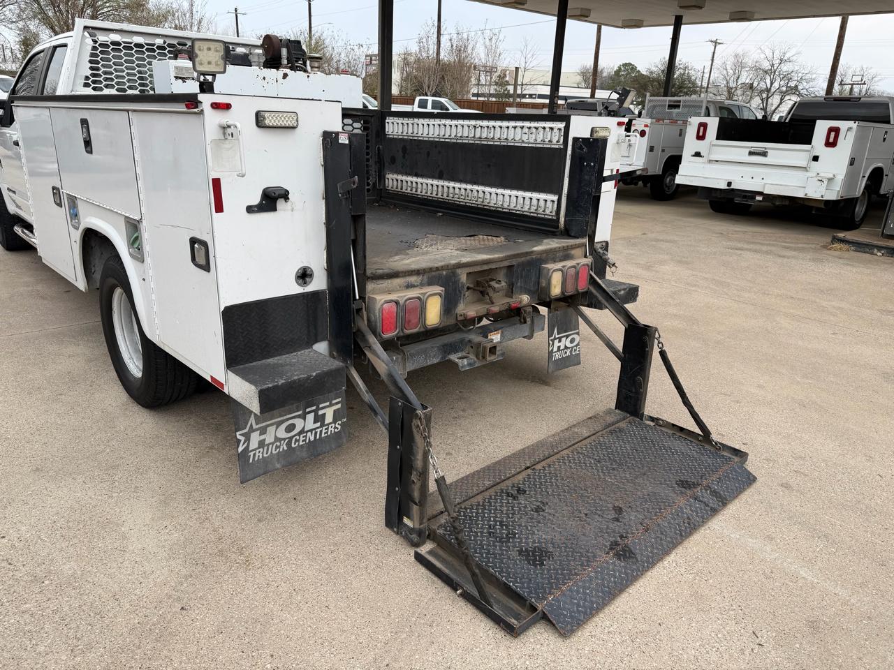 Ford F-350 SD XL SuperCab Long Bed DRW 2WD 2019