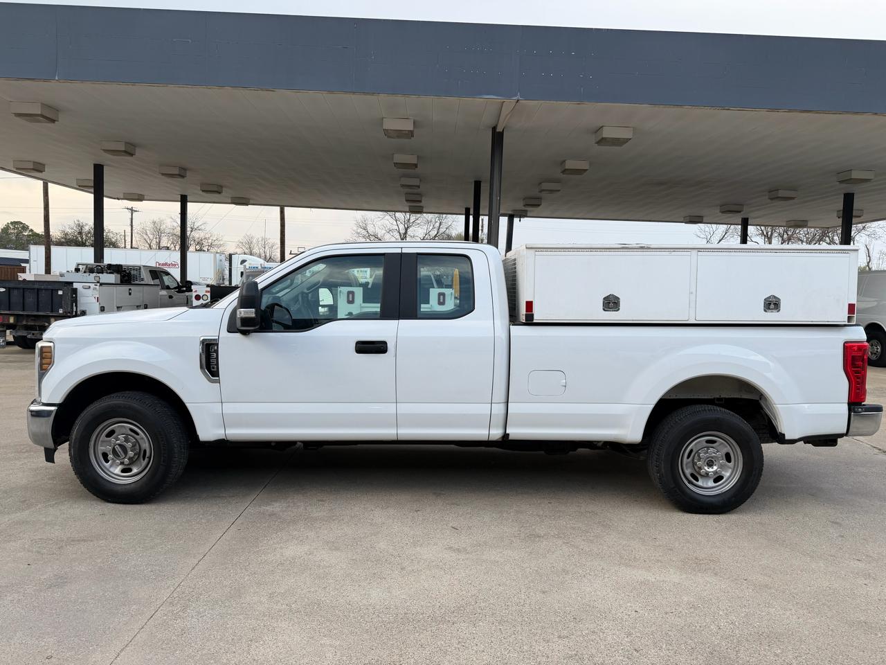 Ford F-350 SD XL SuperCab 2WD 2019