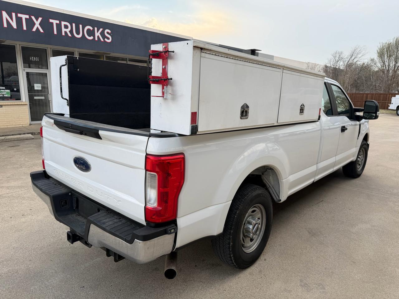 Ford F-350 SD XL SuperCab 2WD 2019