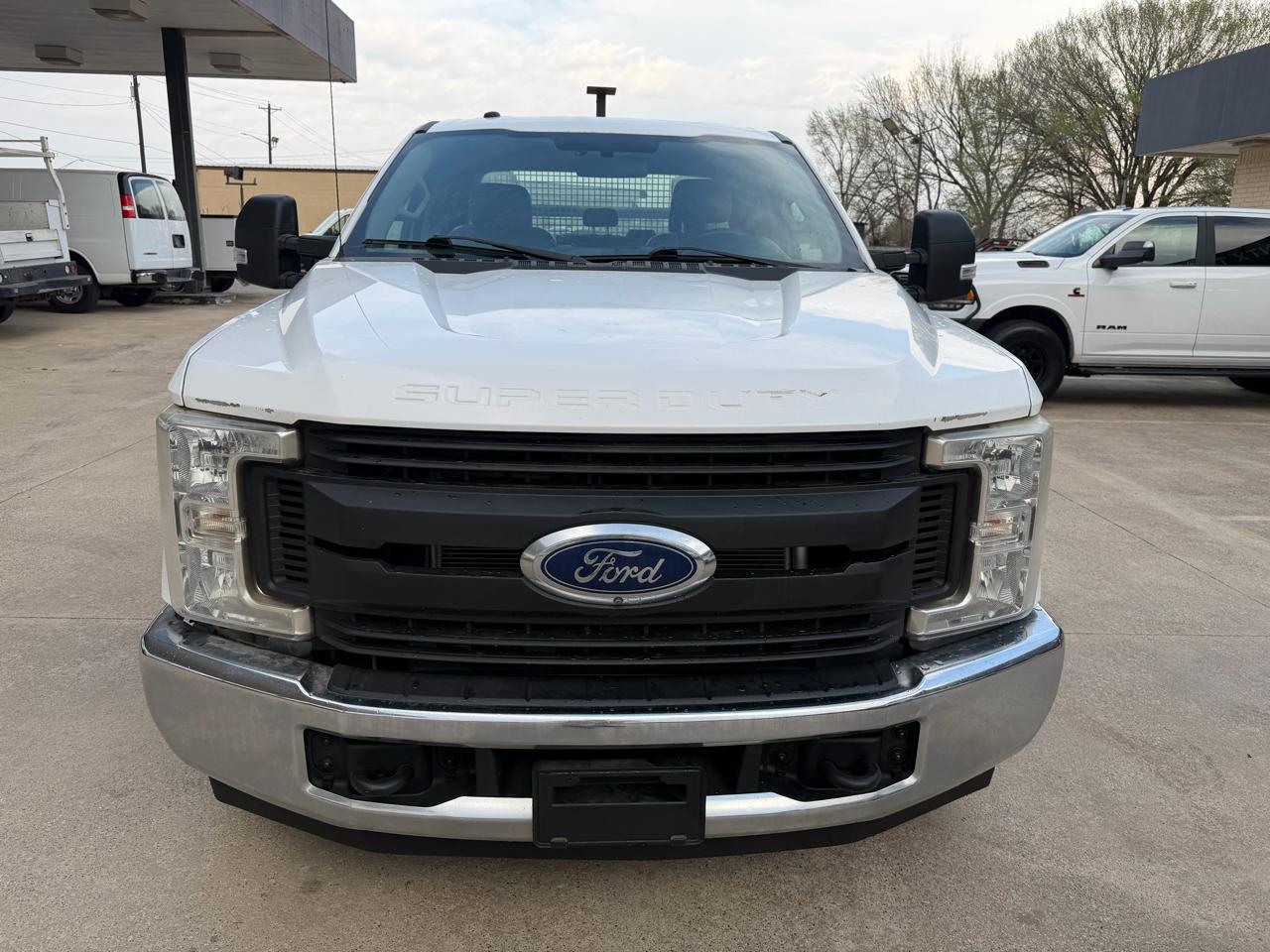 Ford F-350 SD XL SuperCab 2WD 2019