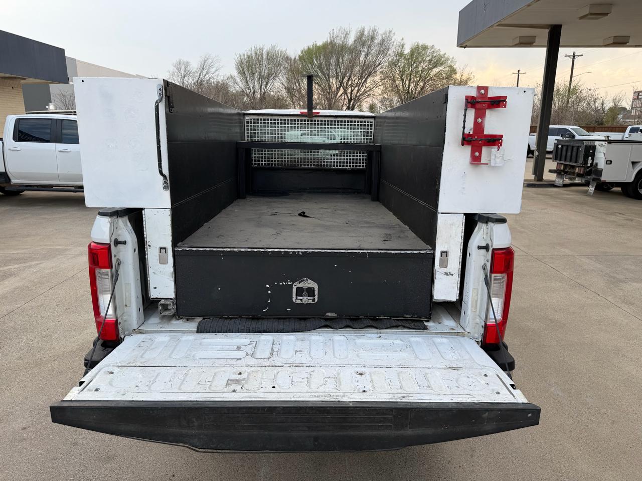 Ford F-350 SD XL SuperCab 2WD 2019