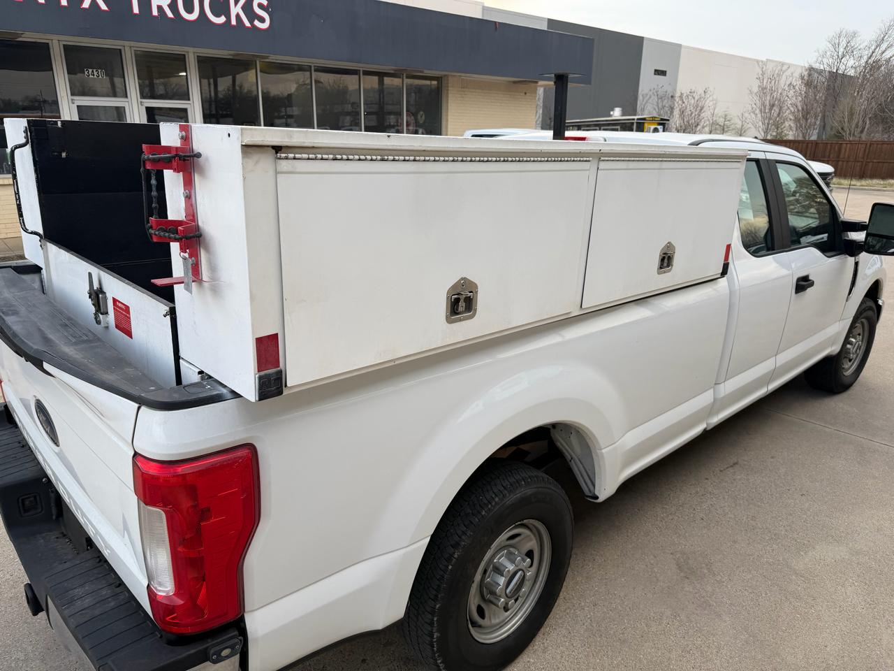 Ford F-350 SD XL SuperCab 2WD 2019