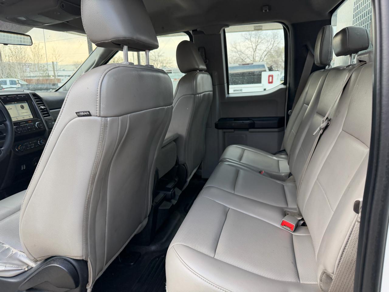 Ford F-350 SD XL SuperCab 2WD 2019