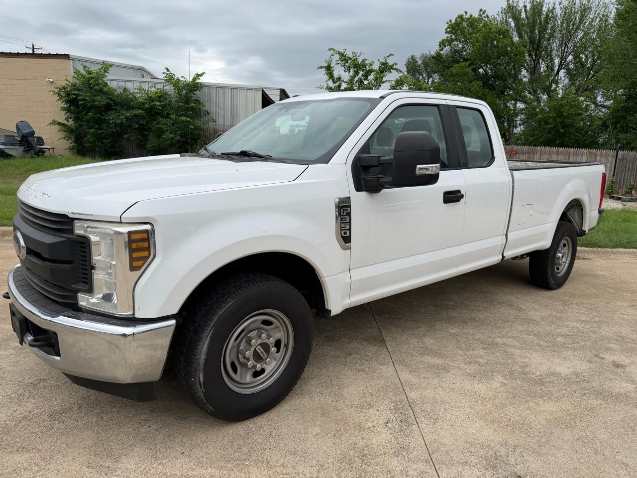 2019 Ford F-350 SD XL SuperCab 2WD