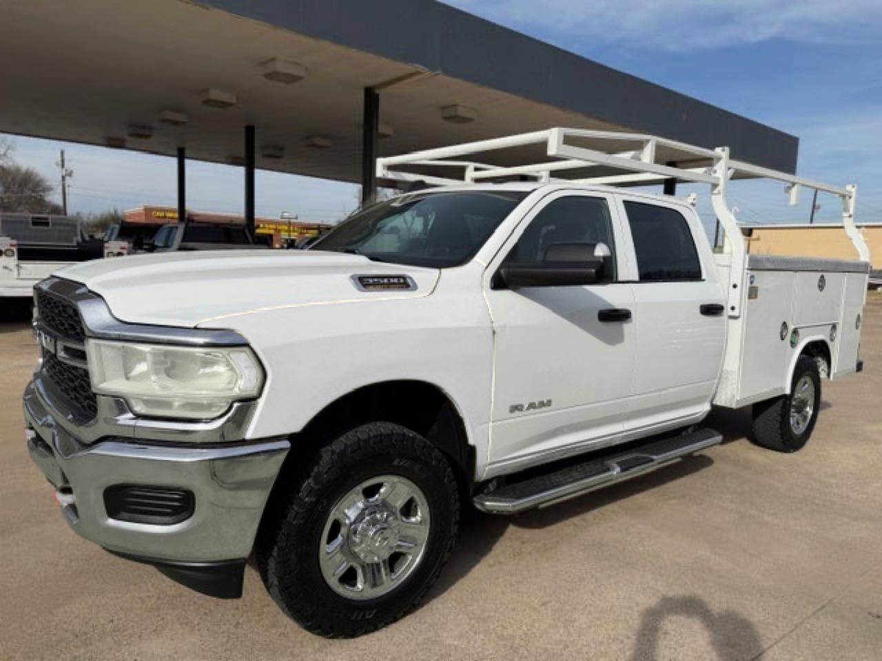 2022 RAM 3500 Tradesman Crew Cab 4WD
