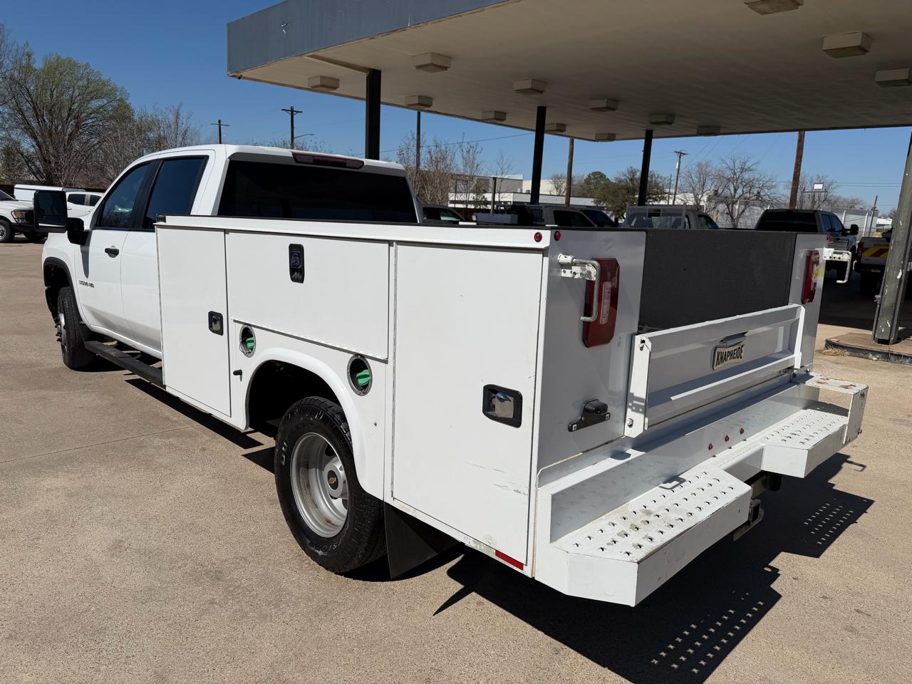 Chevrolet Silverado 3500HD Work Truck Crew Cab 4WD 2023