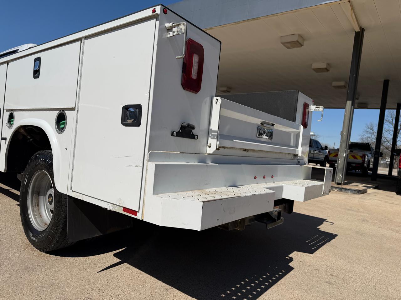 Chevrolet Silverado 3500HD Work Truck Crew Cab 4WD 2023