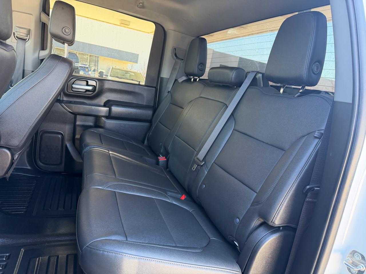 Chevrolet Silverado 3500HD Work Truck Crew Cab 4WD 2023