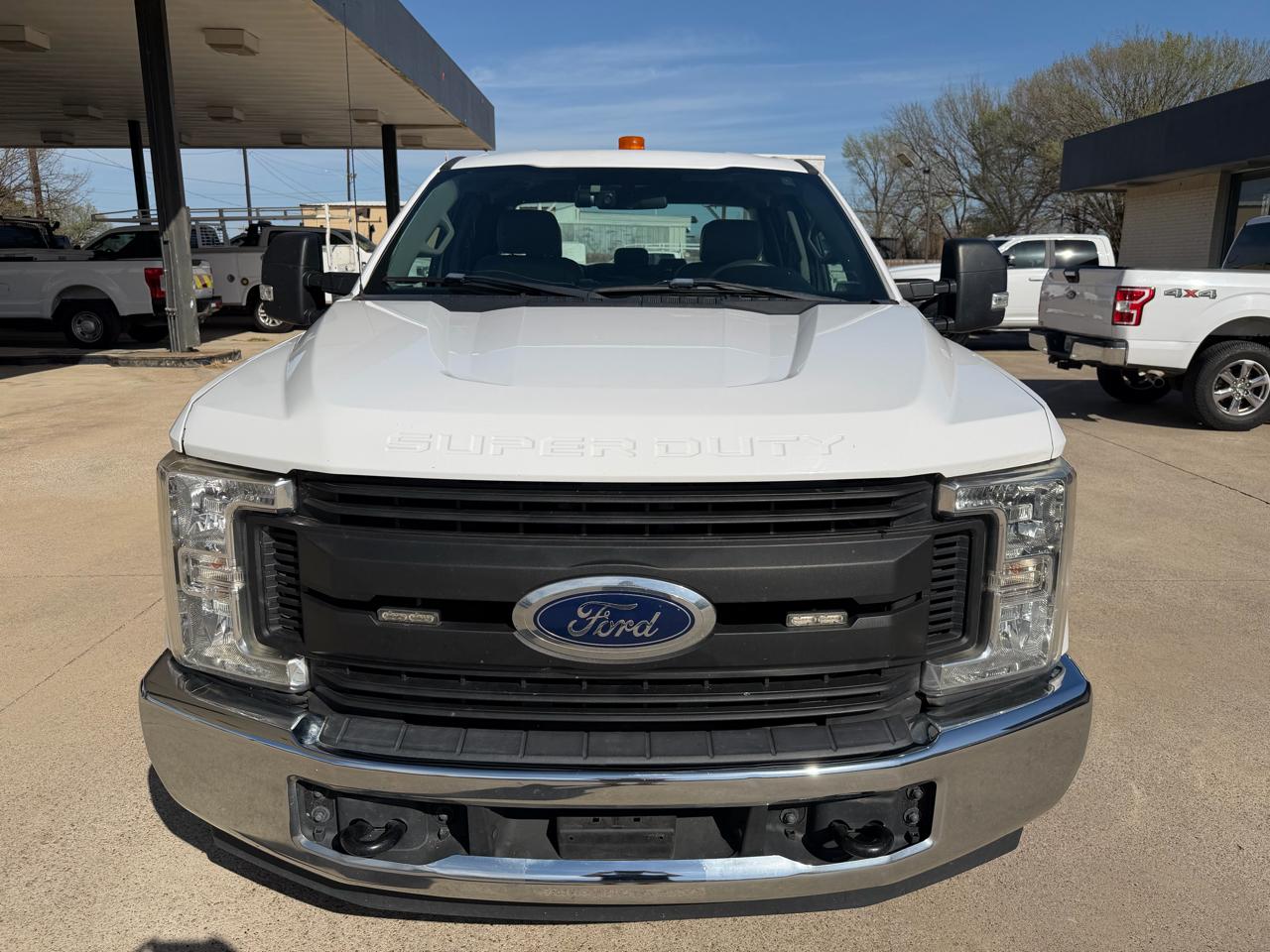 Ford F-350 SD XL SuperCab 2WD 2019