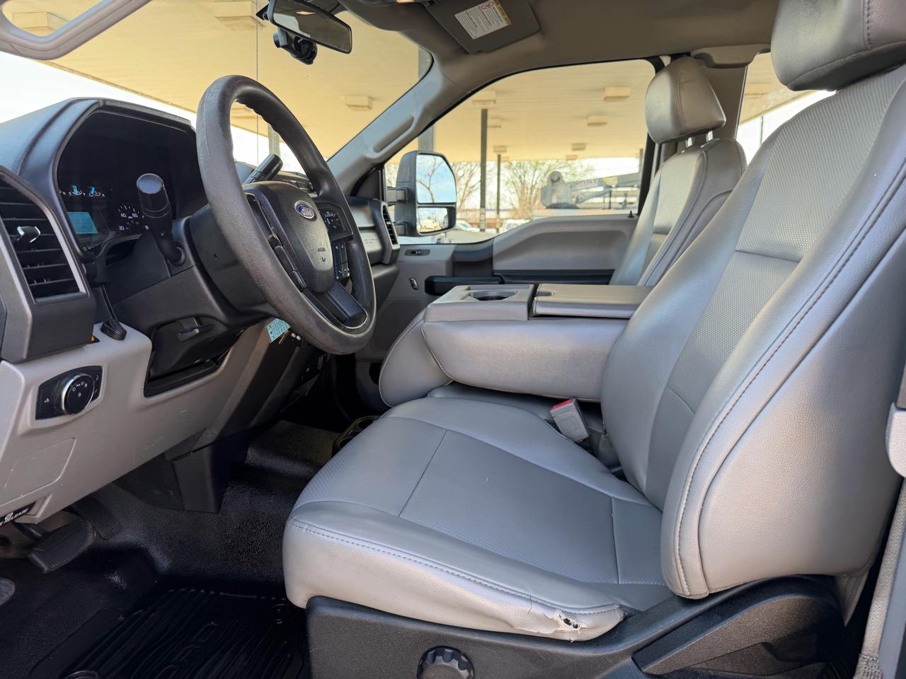 Ford F-350 SD XL SuperCab 2WD 2019