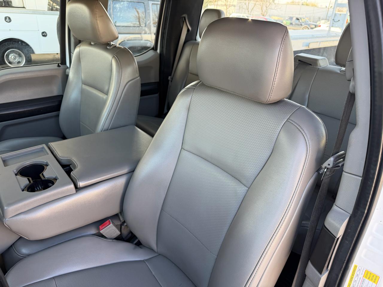 Ford F-350 SD XL SuperCab 2WD 2019