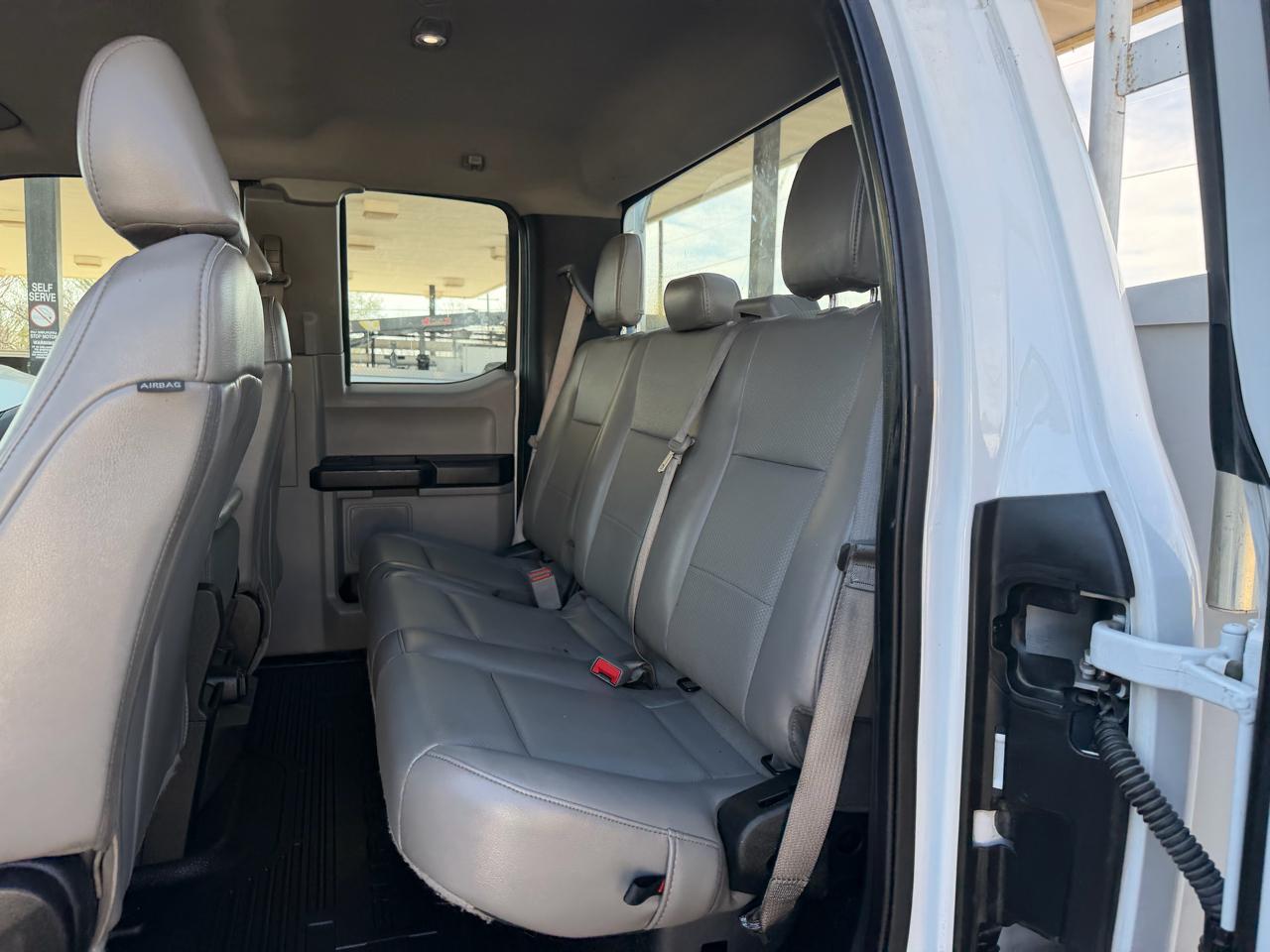 Ford F-350 SD XL SuperCab 2WD 2019