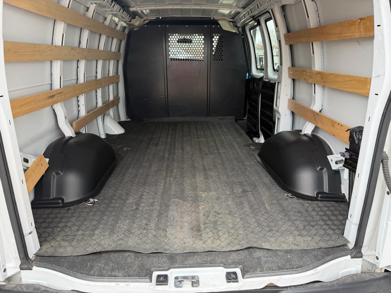 Chevrolet Express 2500 Cargo 2024