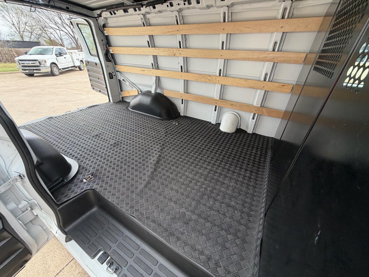 Chevrolet Express 2500 Cargo 2024