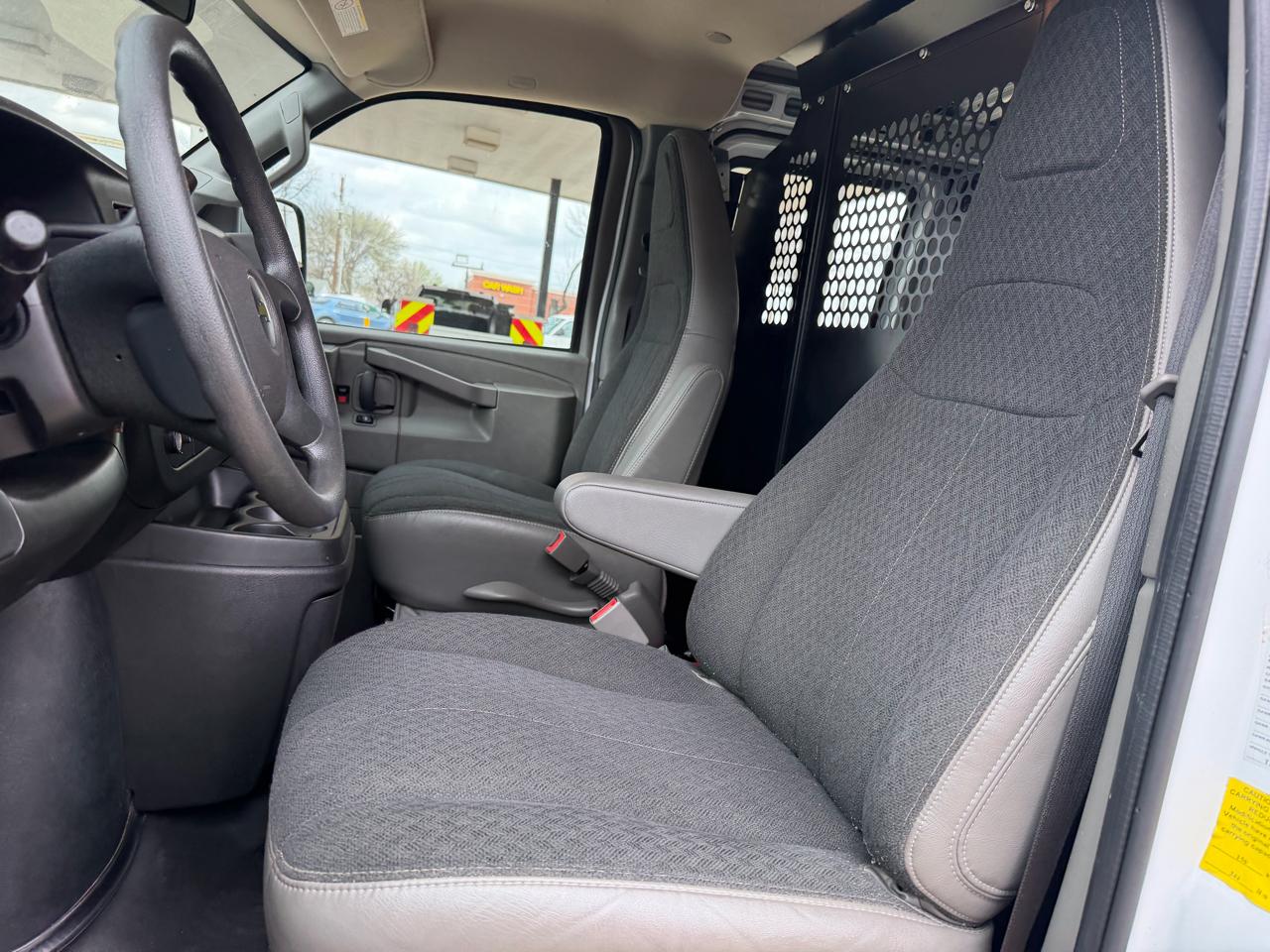 Chevrolet Express 2500 Cargo 2024