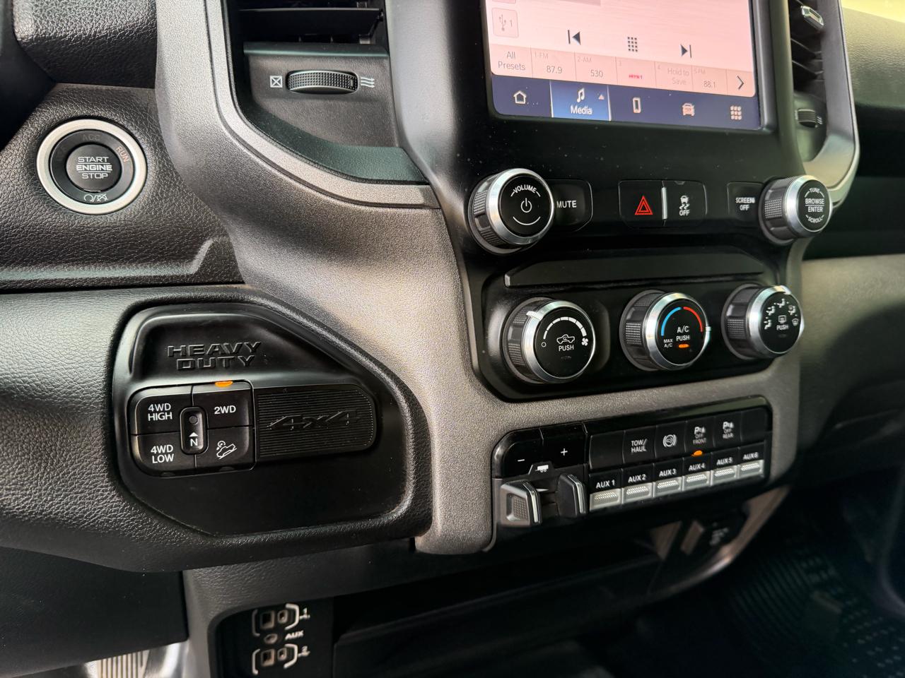 RAM 2500 Tradesman Crew Cab LWB 4WD 2024