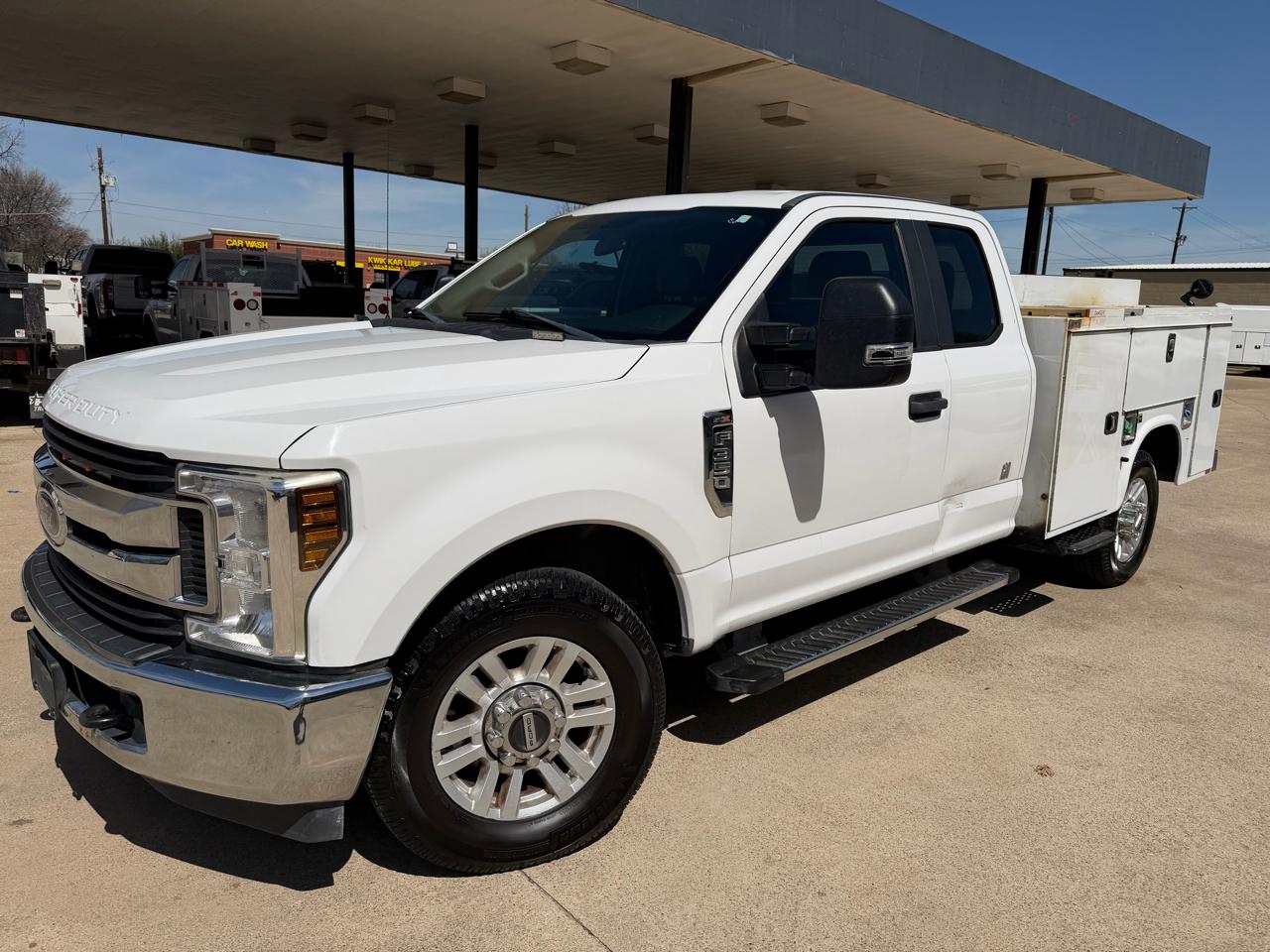 Ford F-350 SD XL SuperCab 2WD 2019