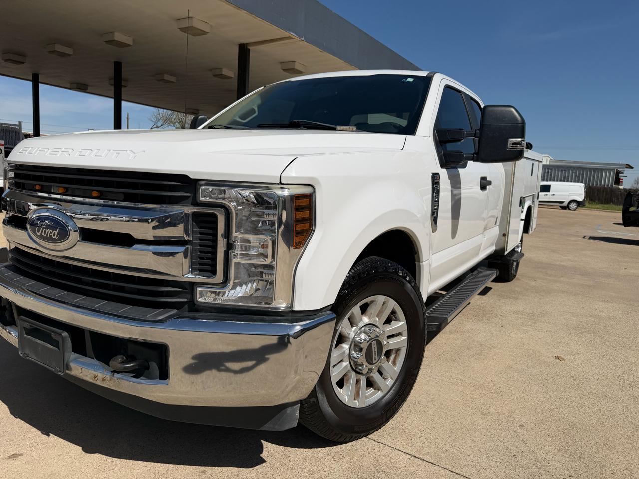 Ford F-350 SD XL SuperCab 2WD 2019