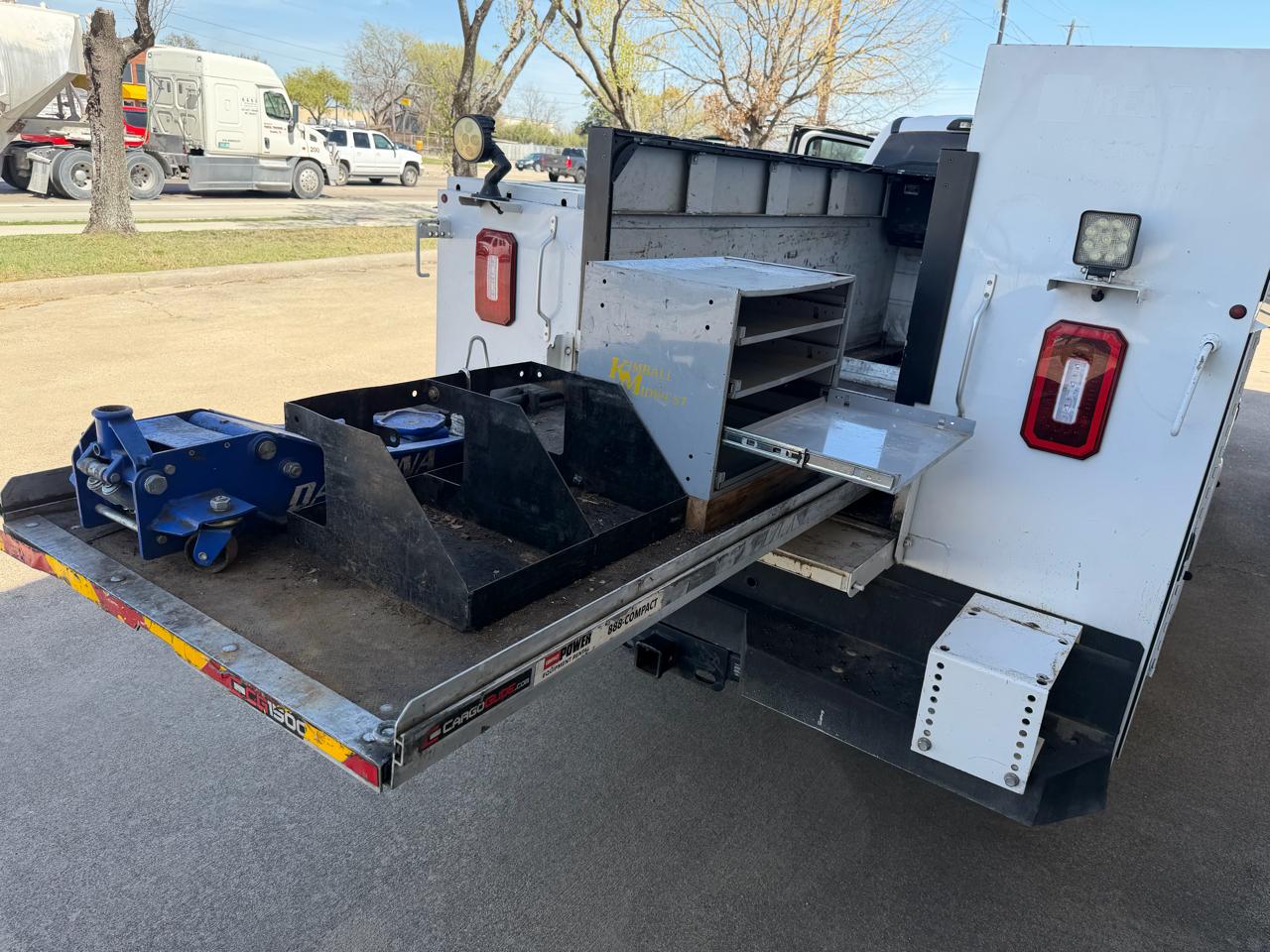 Ford F-350 SD XL SuperCab 2WD 2019