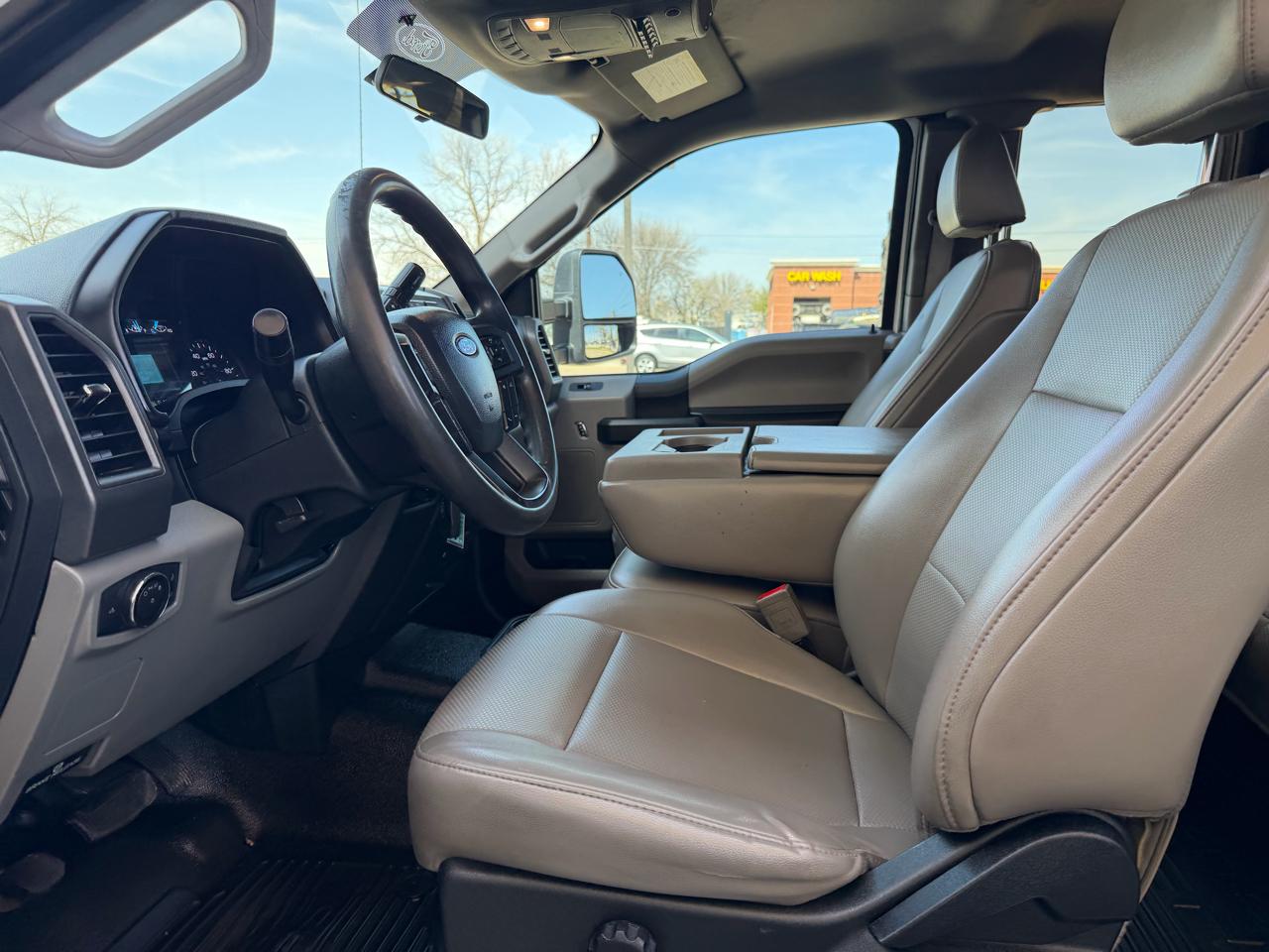 Ford F-350 SD XL SuperCab 2WD 2019