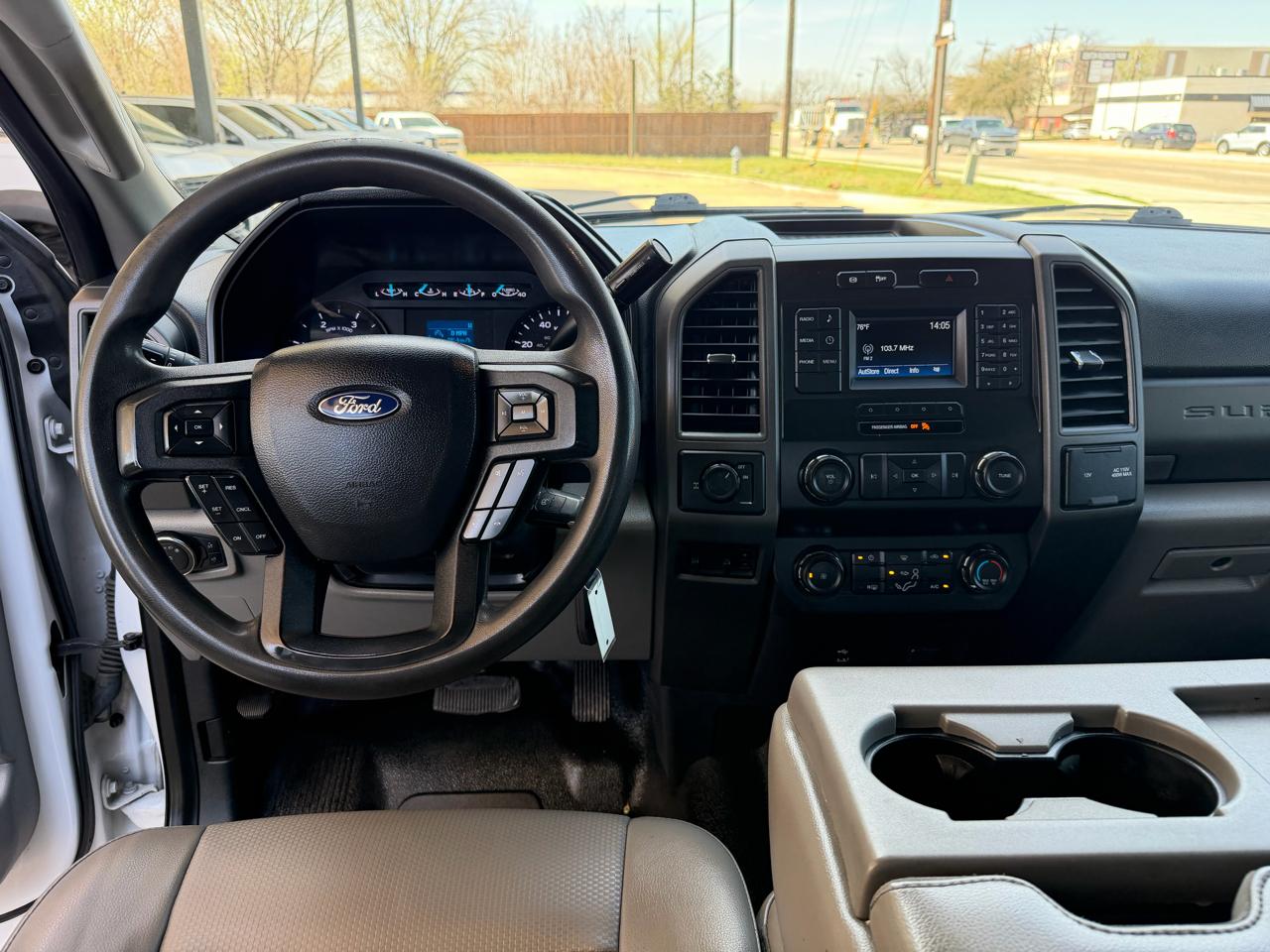 Ford F-350 SD XL SuperCab 2WD 2019