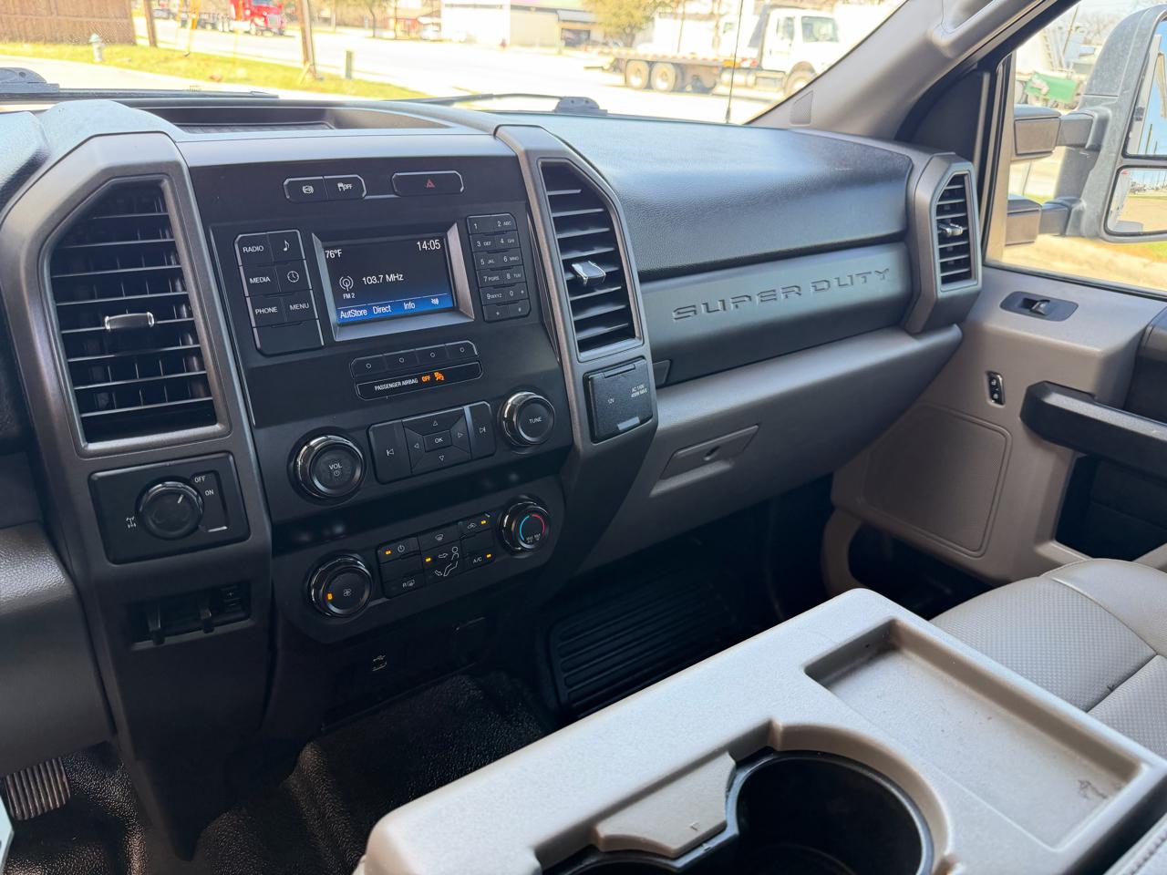 Ford F-350 SD XL SuperCab 2WD 2019