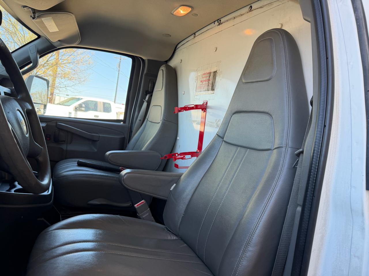 Chevrolet Express G3500 159" 2017