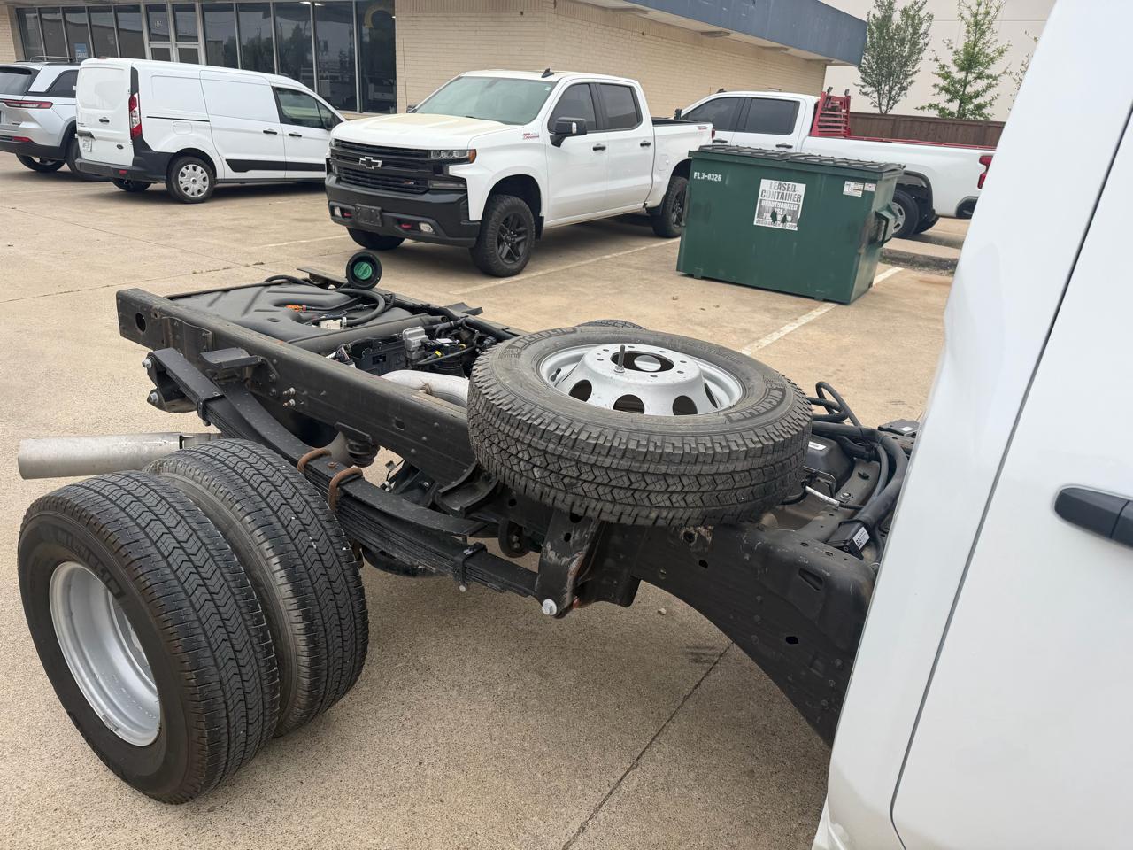 GMC Sierra 3500HD Pro Crew Cab 4WD LB 2024