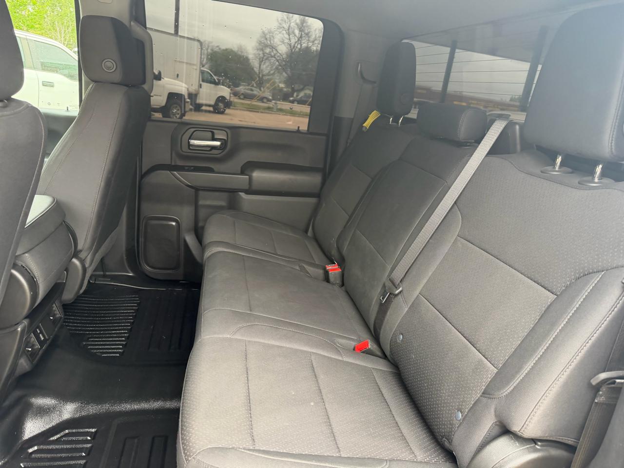 GMC Sierra 3500HD Pro Crew Cab 4WD LB 2024