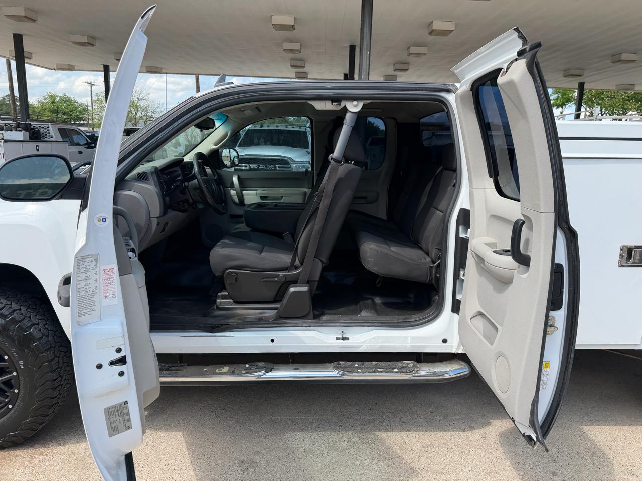 Chevrolet Silverado 2500HD Work Truck Ext. Cab 2WD 2013