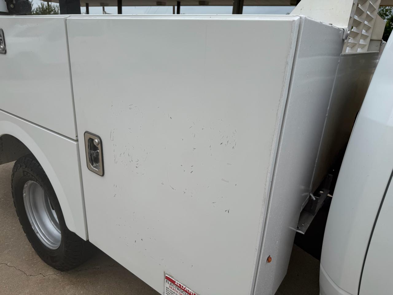 RAM 3500 Crew Cab 4WD DRW 2023