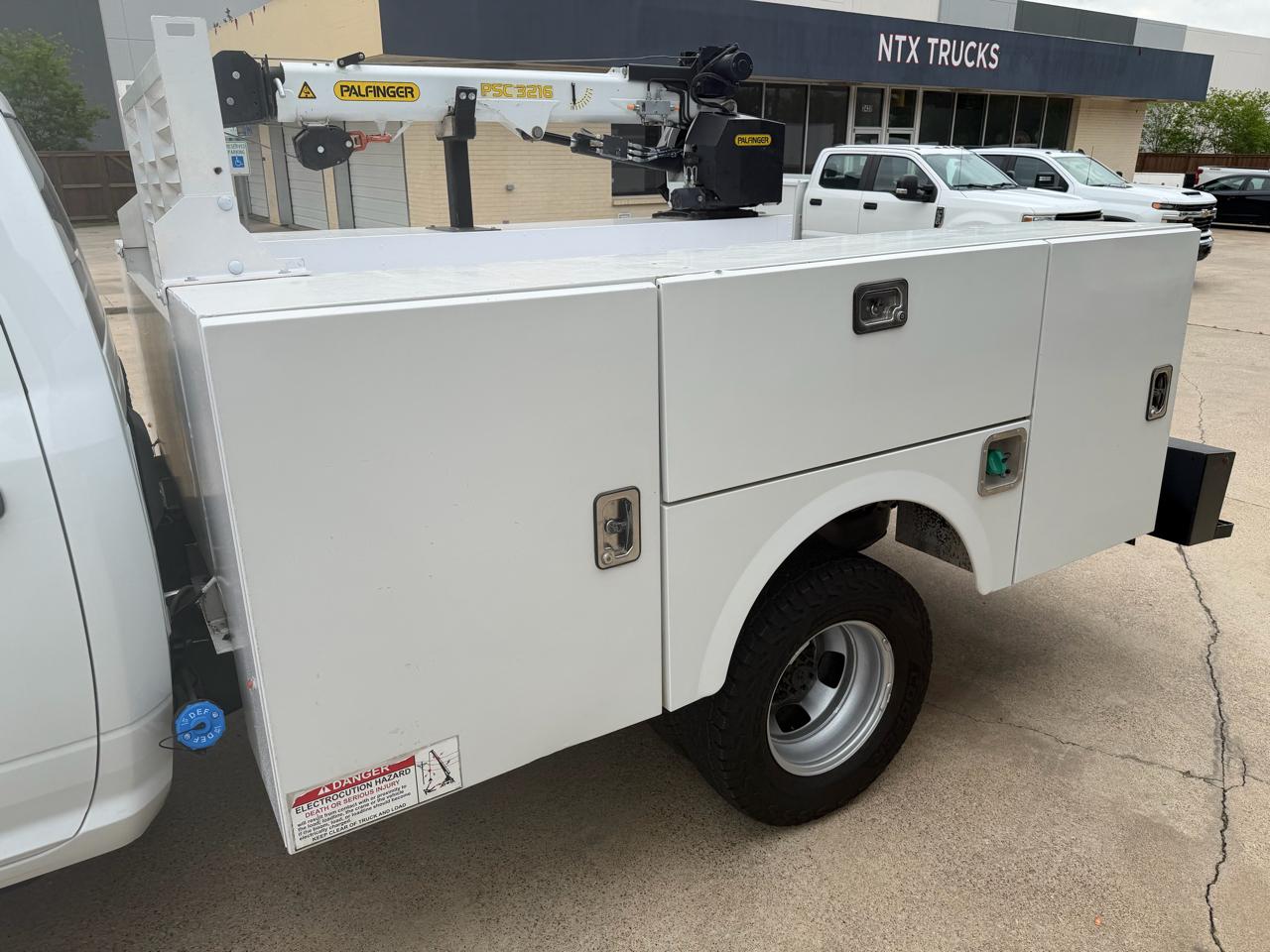 RAM 3500 Crew Cab 4WD DRW 2023